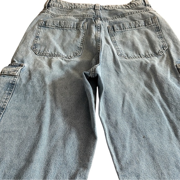 H&M Divided Cargo Jeans Mid Rise Straight Leg Utility Denim Size 6 - Picture 11 of 12